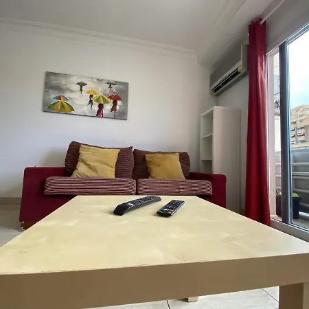 One Bedroom With Balcony In Los Cristianos, Marte Building Daire Los Cristianos (Tenerife)