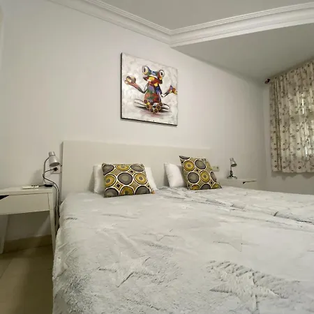 Daire One Bedroom With Balcony In Los Cristianos, Marte Building