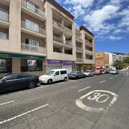 One Bedroom With Balcony In Los Cristianos, Marte Building Los Cristianos (Tenerife)